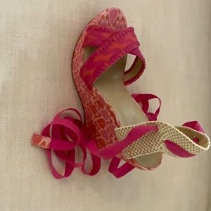 Stuart Weizman Theodora & Collin Wedge Espadrilles - size 9